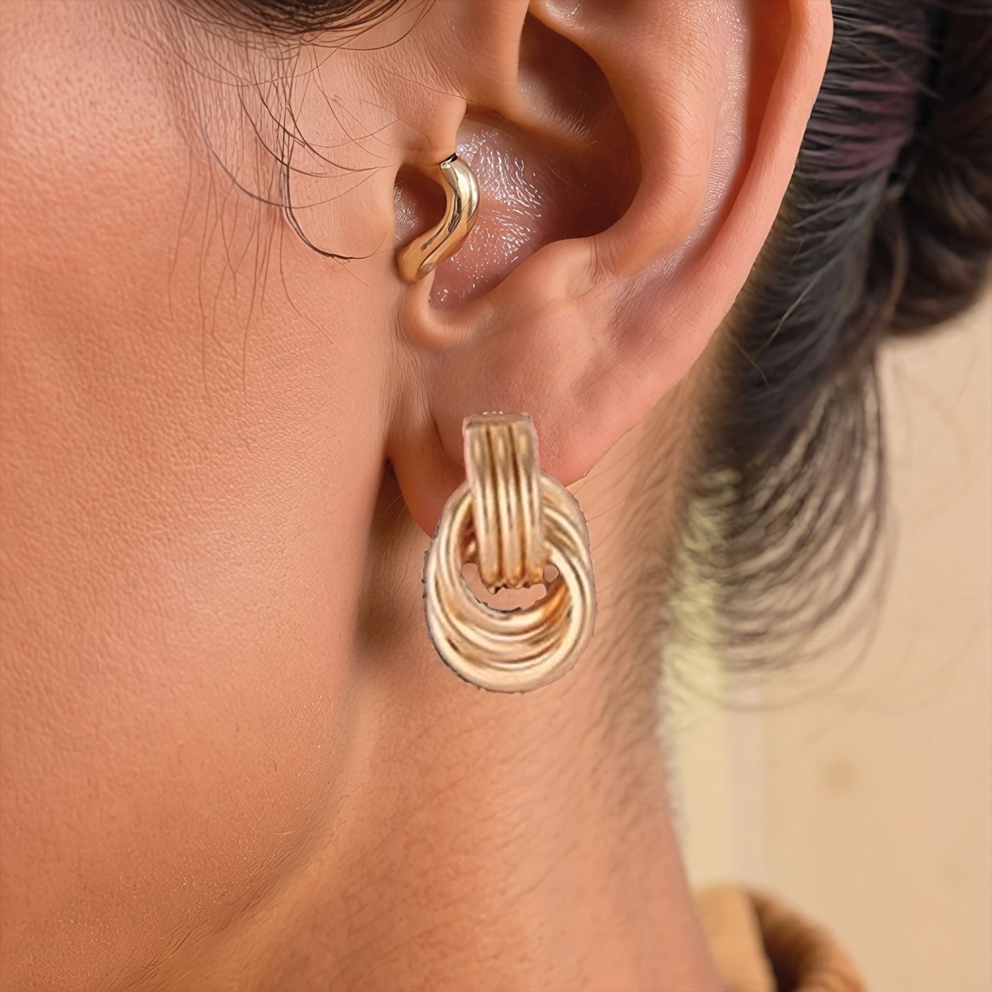 ✨ Bold & Timeless Elegance Earring✨